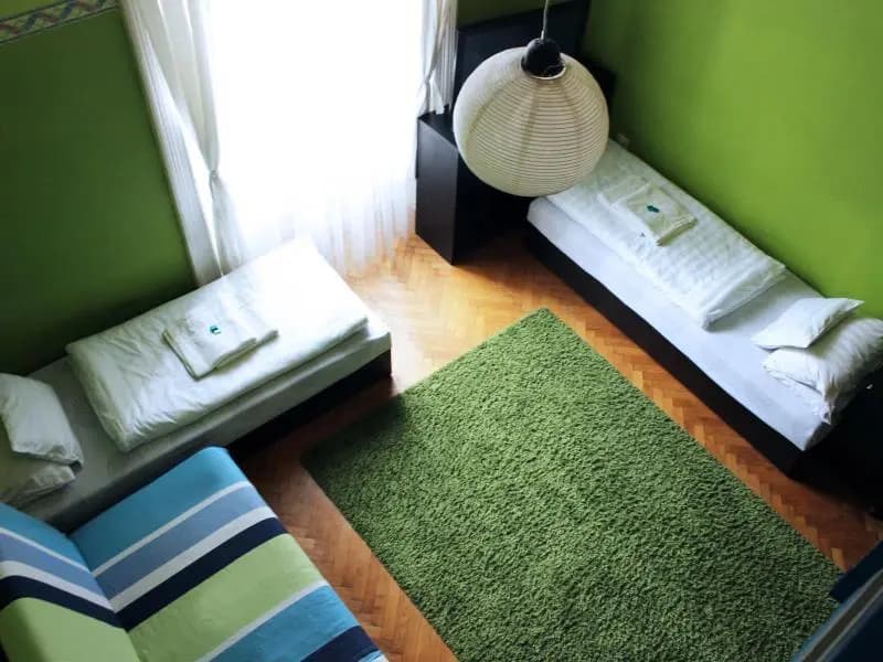 Green Apartment - photo 2