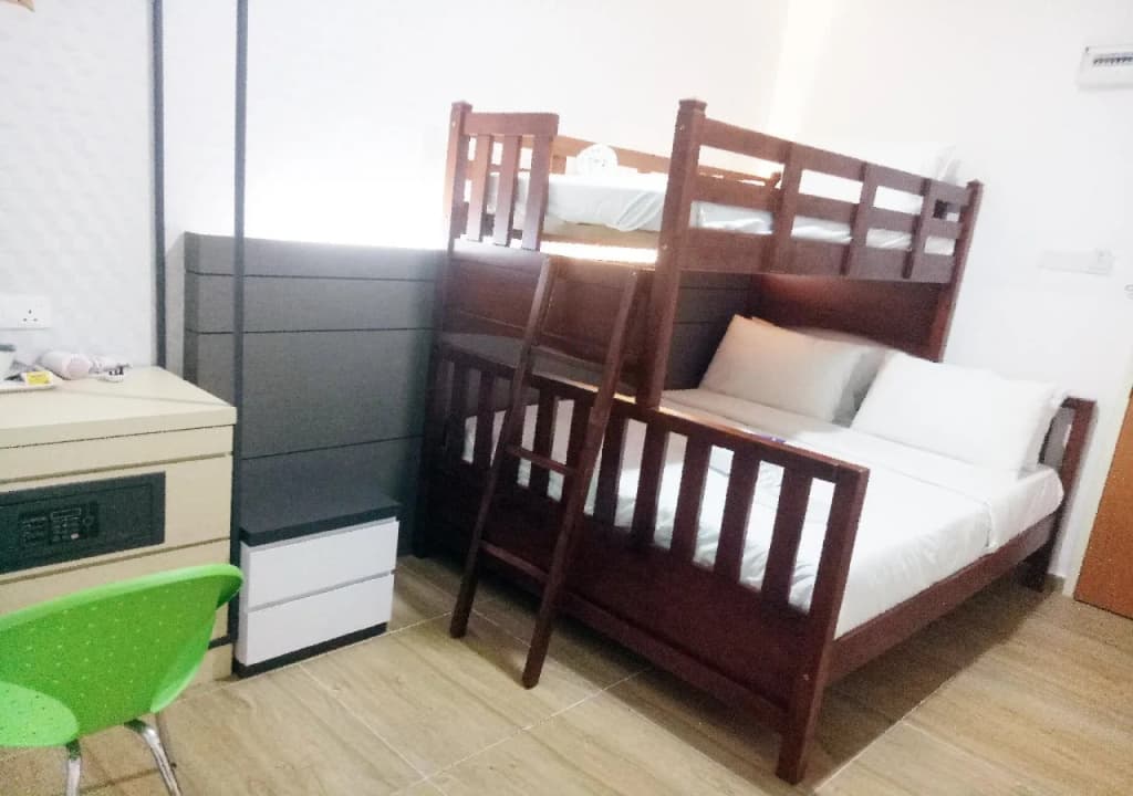 HYD Hotel Wangsa Maju - photo 2