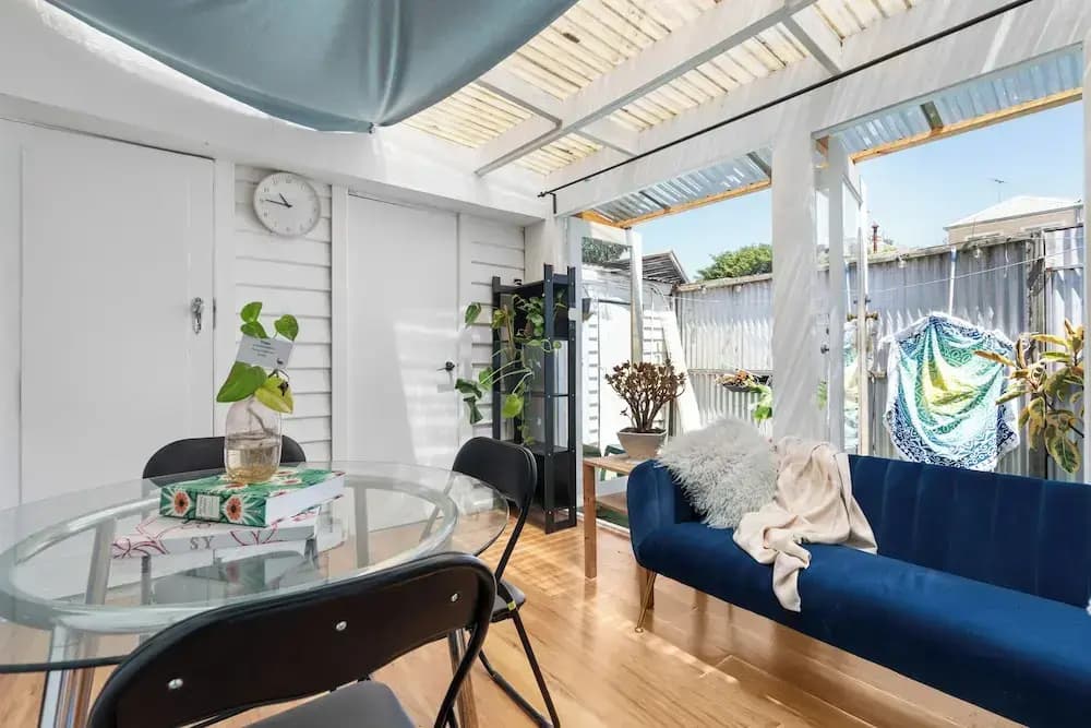 Beach house 2km CBD - photo 2