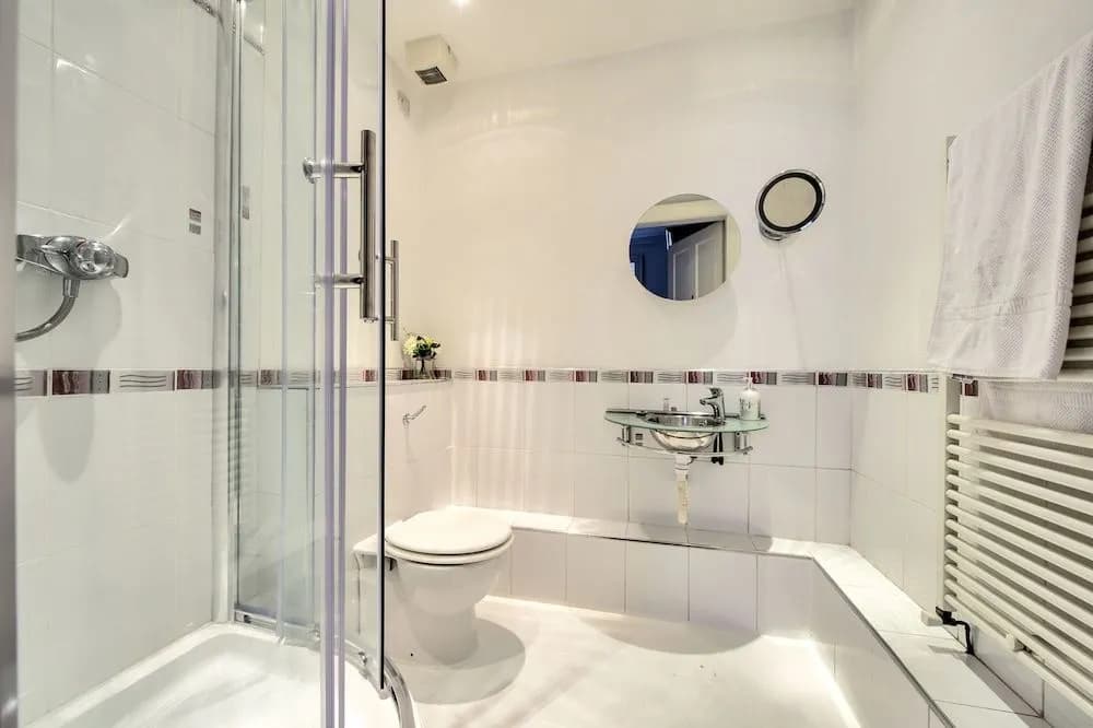 Alva - City Centre Apartment - photo 8