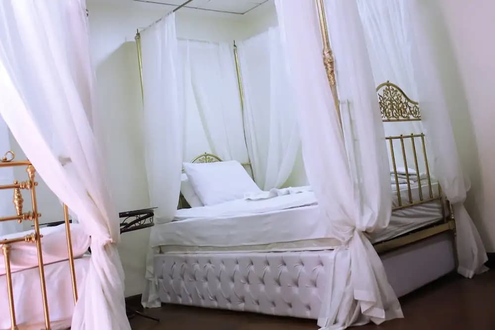 Kings Palace - Hostel - photo 2