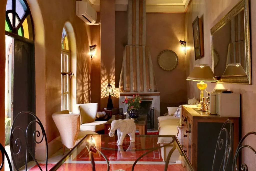 Literary Riad Hemingway - photo 3