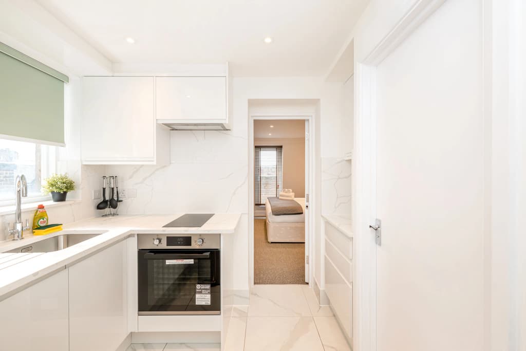 Queensgate Court - photo 34
