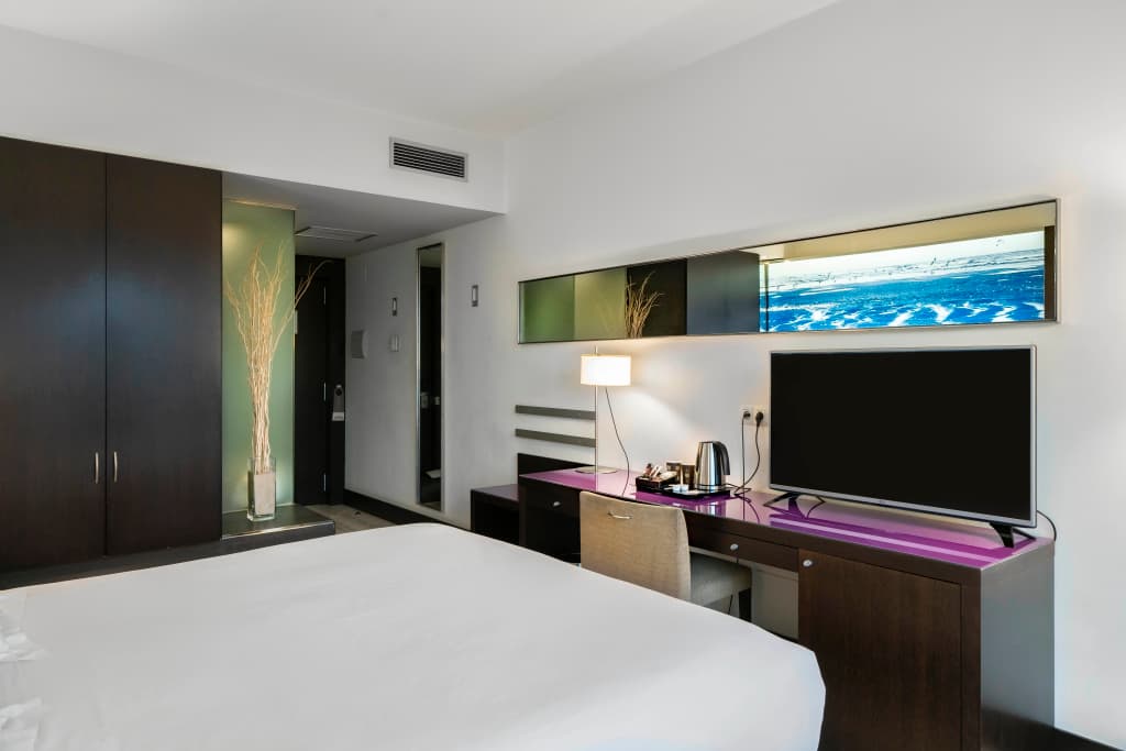 Hotel Vincci Maritimo - photo 2
