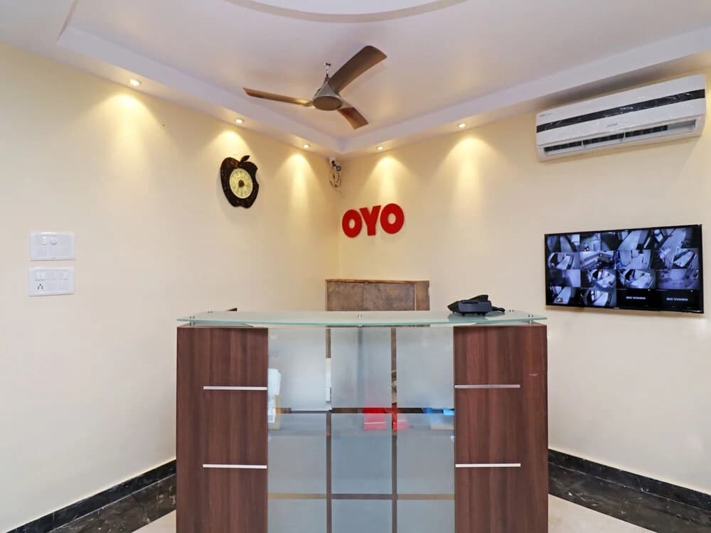 OYO Flagship 19349 Sector 7 Dwarka - photo 2