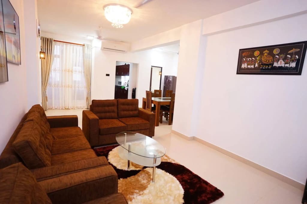 Amazing Alexandra Apartment - photo 9