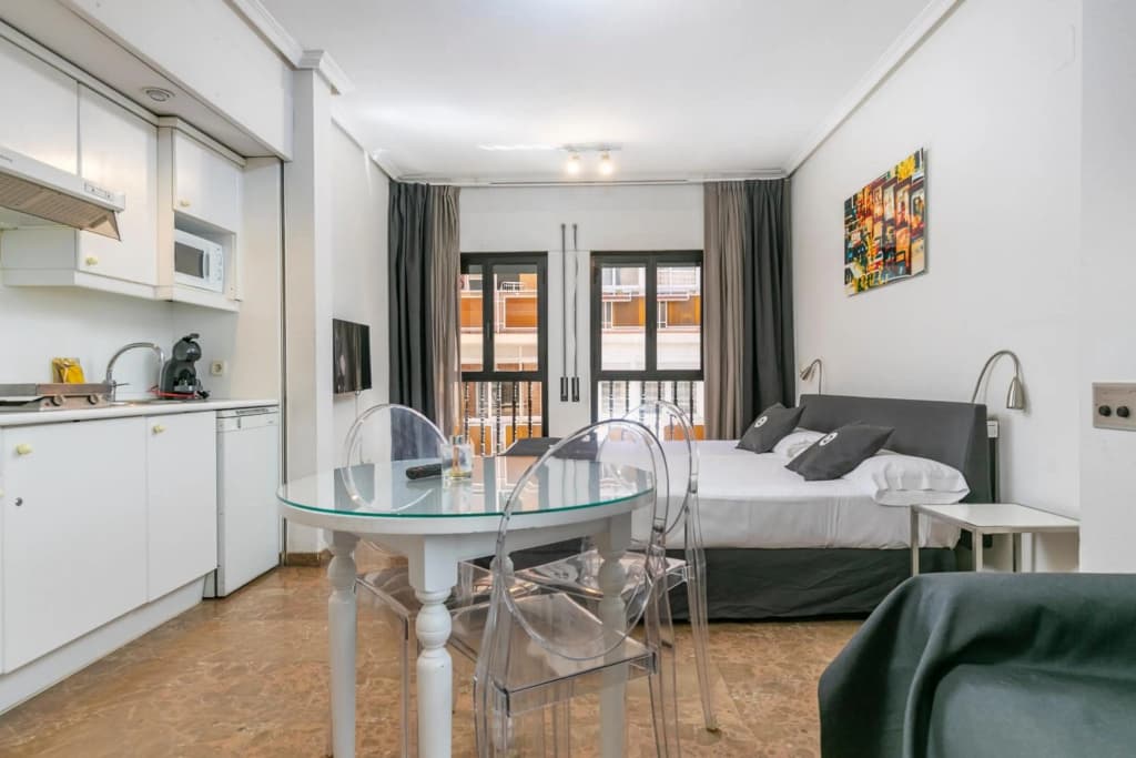 Quo Eraso Aparthotel - photo 37