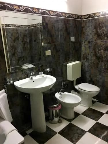 Ladyship Apartment - photo 8