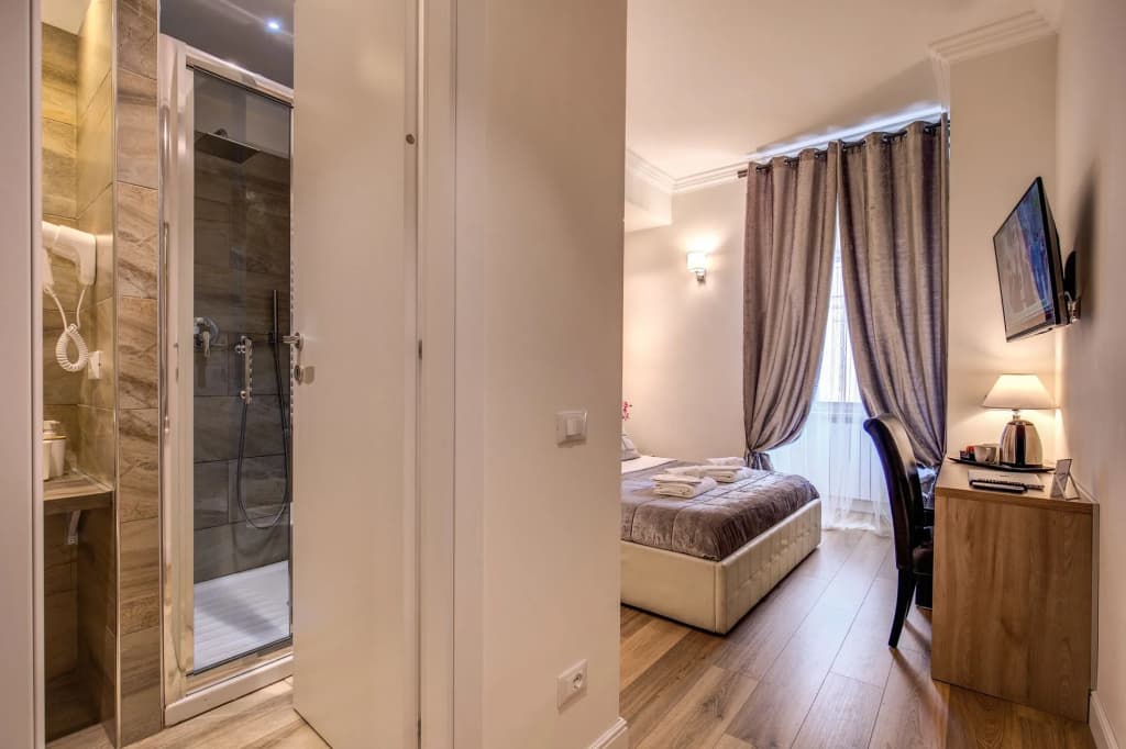 Chester Suites - photo 2