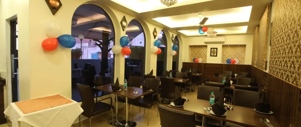 Hotel Surya International - photo 18