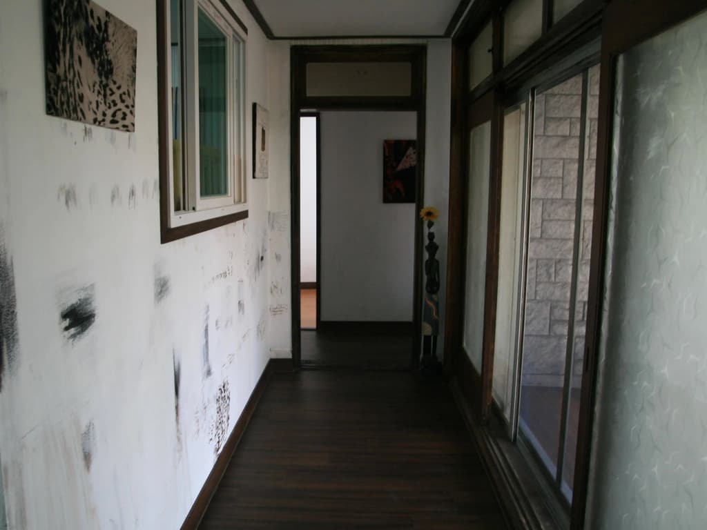 Poet Guesthouse - photo 3