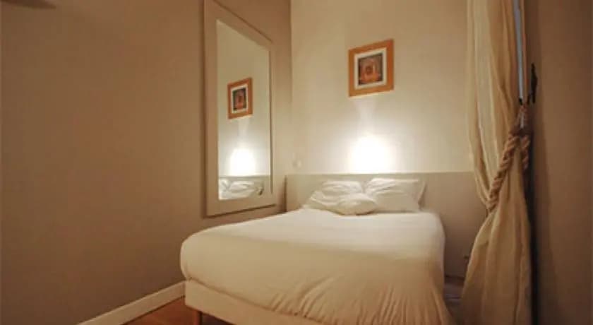 Apartment Place des Vosges - photo 1