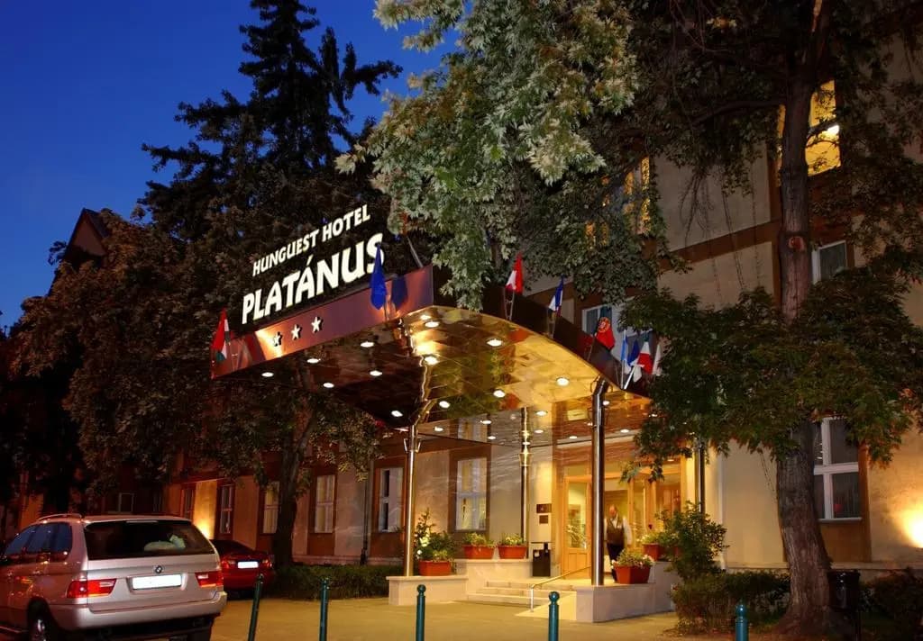 Hunguest Hotel Platnus - photo 1
