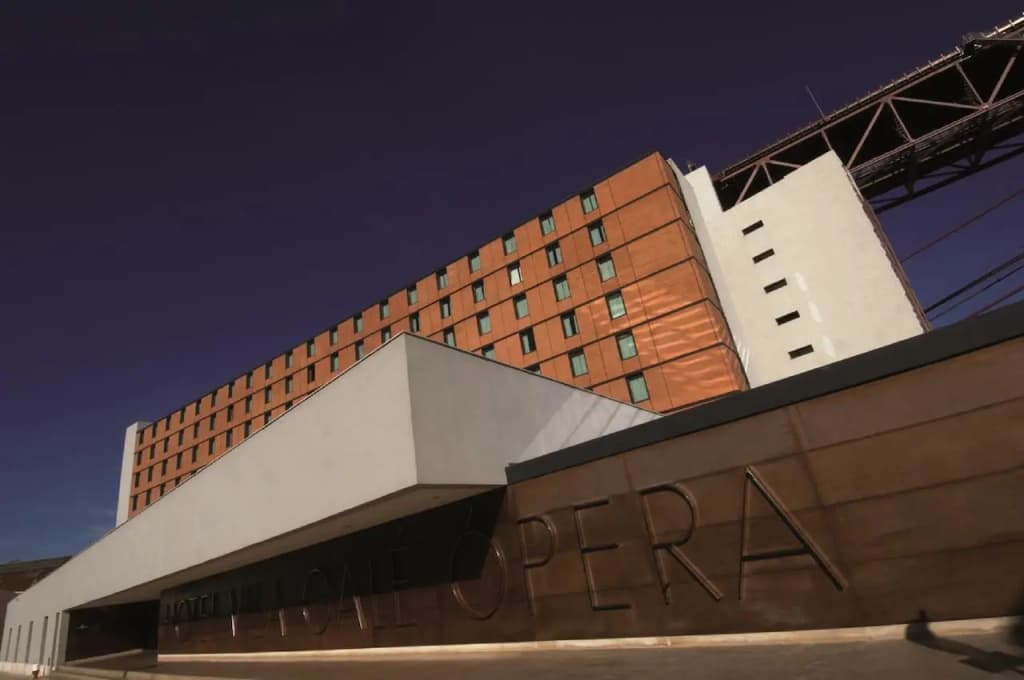 Vila Gale Opera Hotel - photo 1
