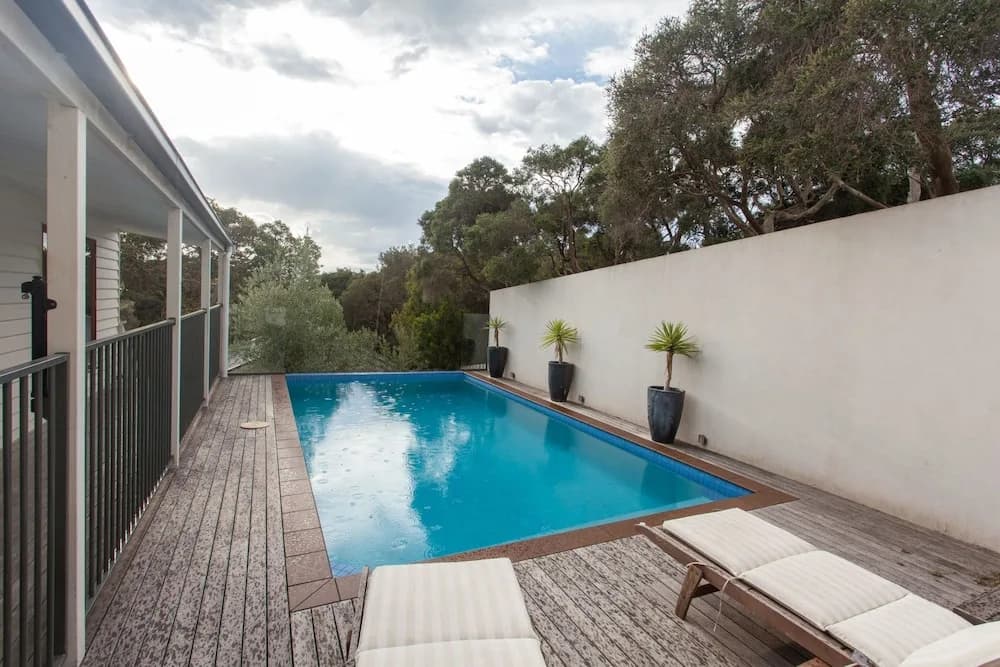 The White Beach House - photo 14