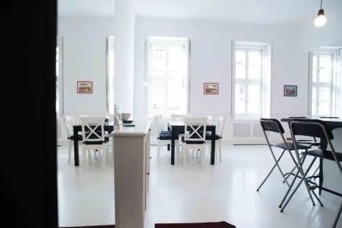 Danube Elegance Apartment - photo 4
