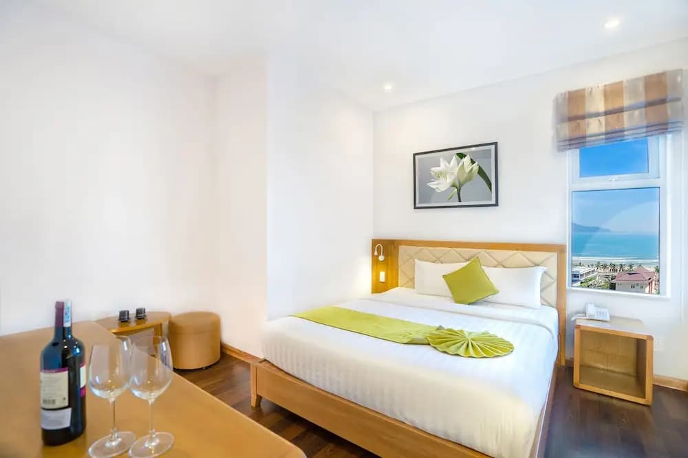 Ronal Hotel - photo 7