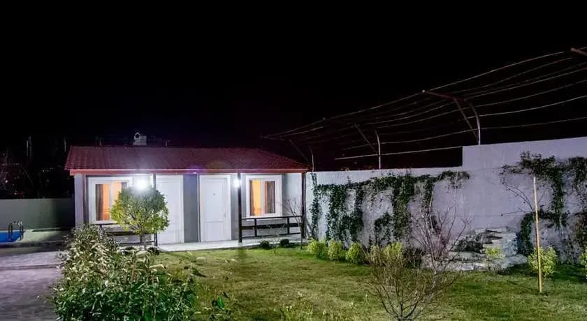 Hotel Hilltop - photo 4