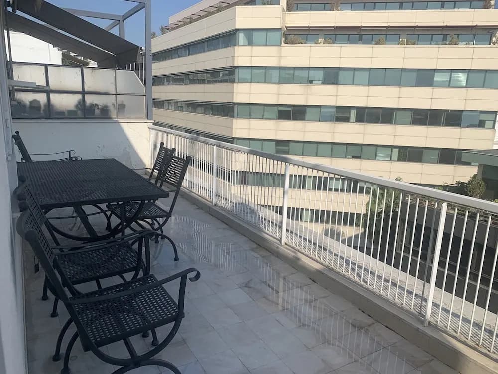 Urban flat next to Syntagma Square - photo 11