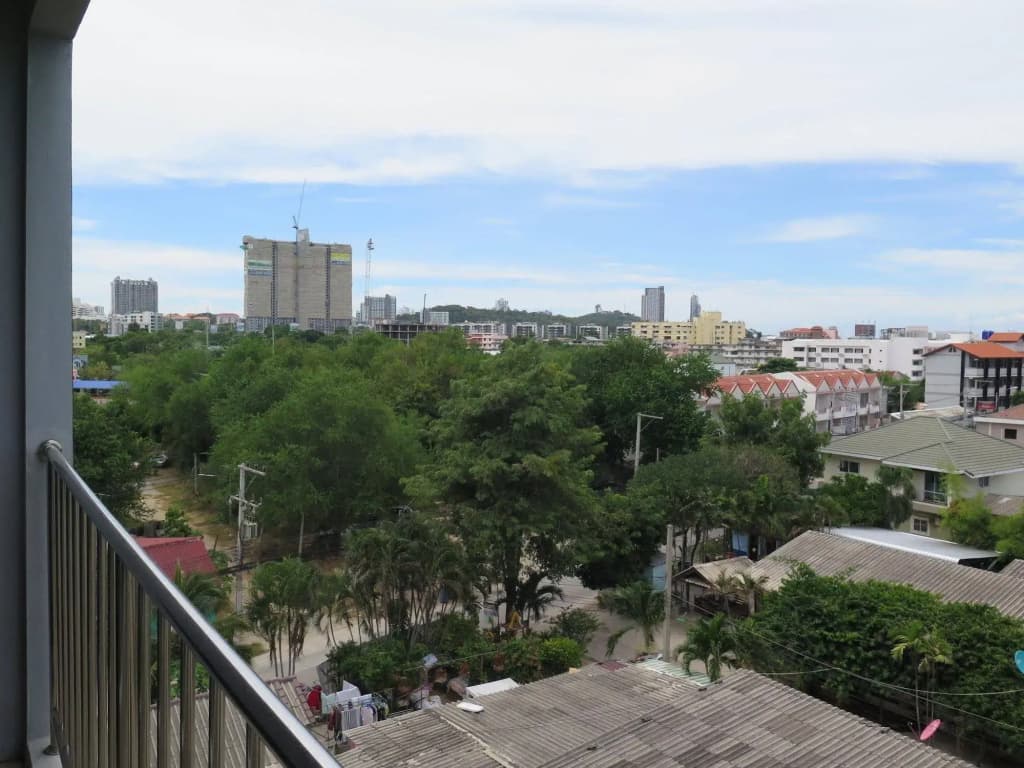 OYO 829 Royal Thai Residence - photo 22
