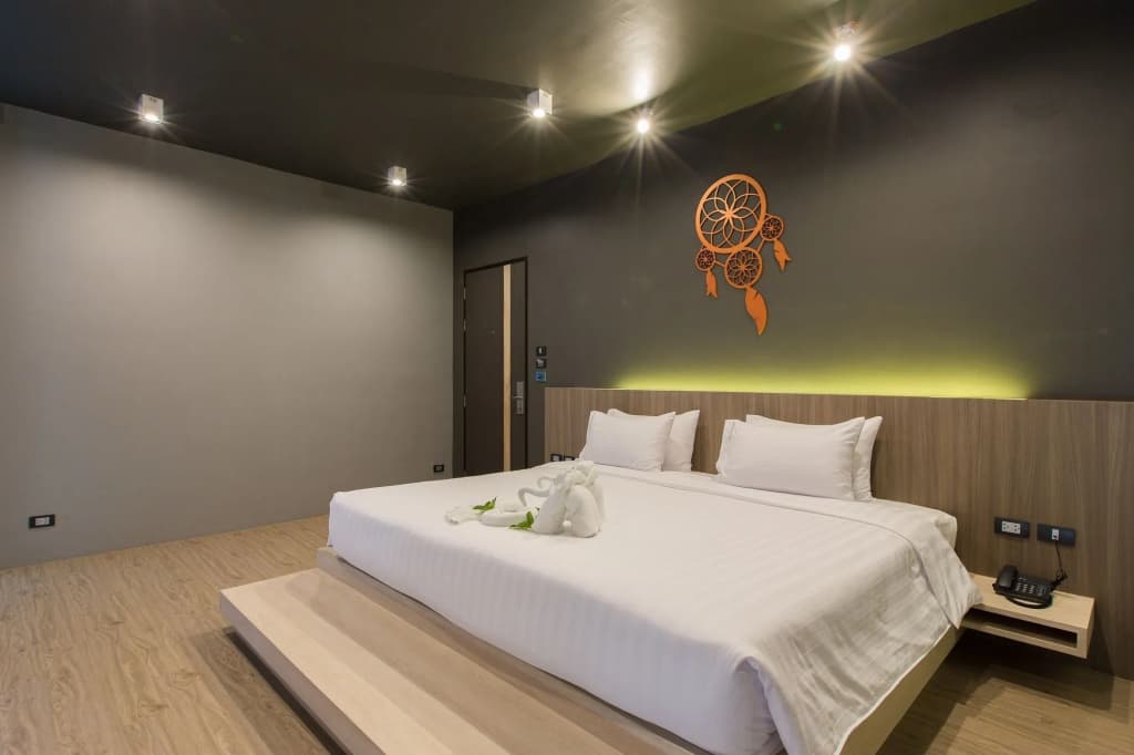 Nai Yang Beach Hotel - photo 4