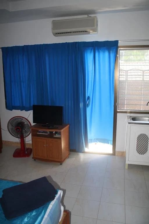 Honey Bear Guesthouse - photo 10