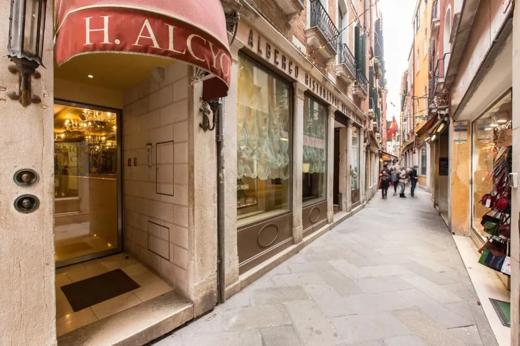 Hotel Alcyone - photo 21