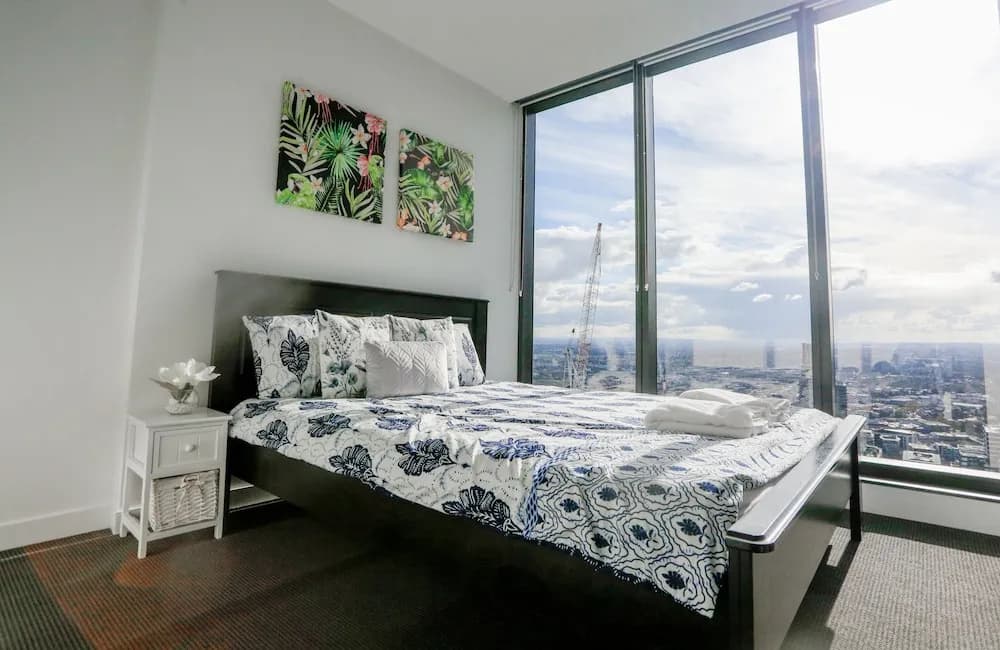 Stunning 2 Bedroom High Floor City View - photo 14