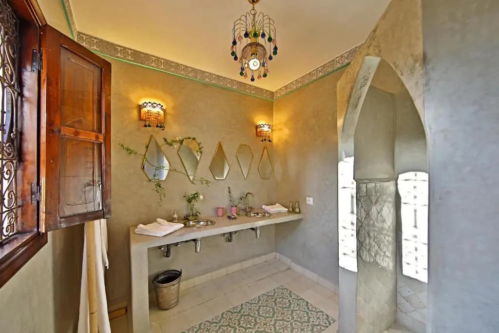 Riad Sashema - photo 2