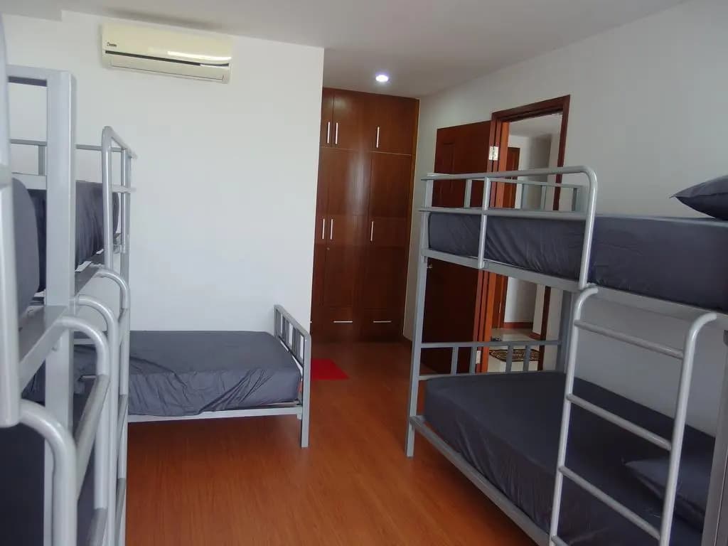 Sky Center Hostel - photo 6
