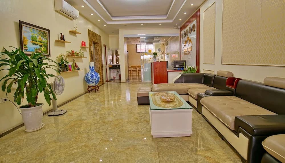 S79 Noi Bai Airport Hotel - photo 2