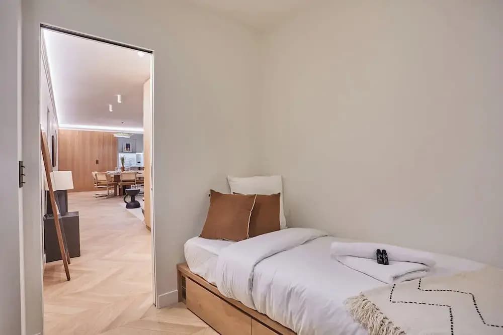 Amazing AC Apartment Center of Paris Le Marais - photo 5