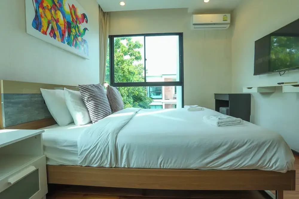 Chic Condo Just 100m from the Shore c130 - photo 3