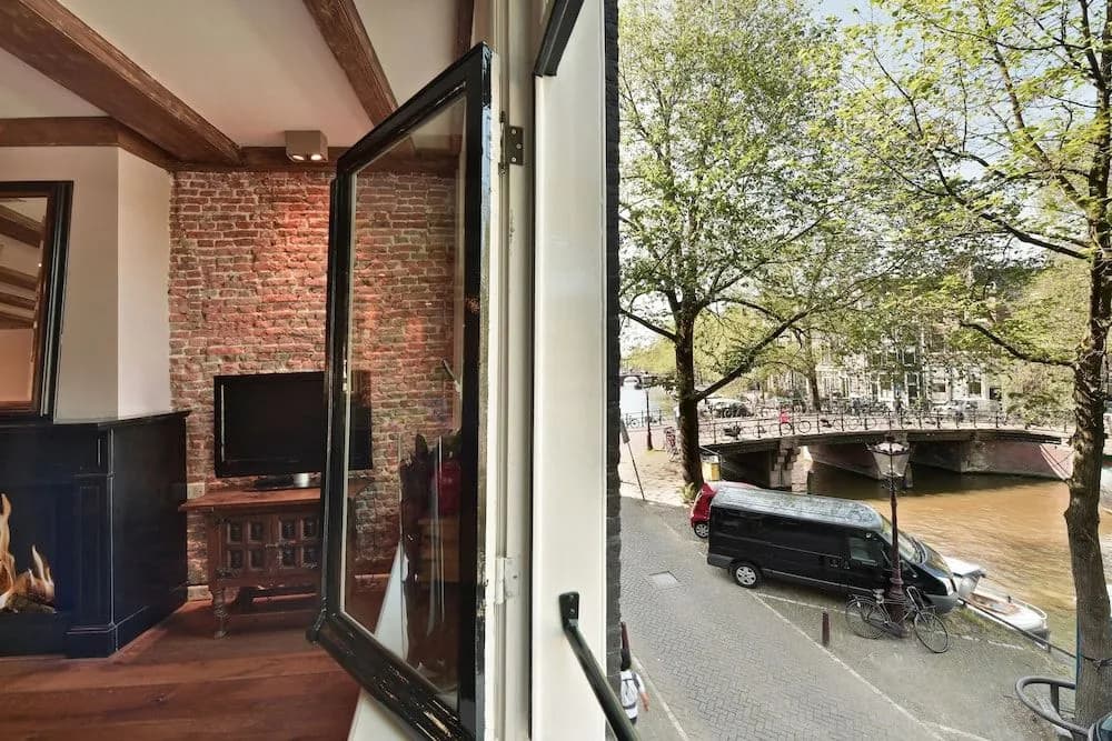 The Place 2 BnB - photo 8