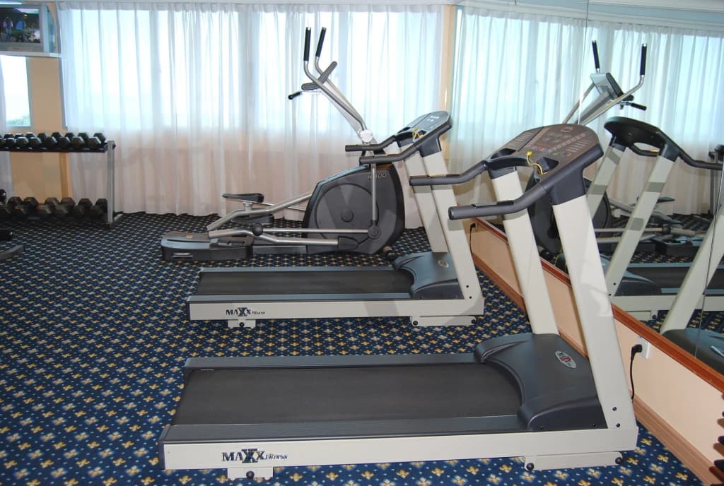 Mega Hotel Miri - photo 16