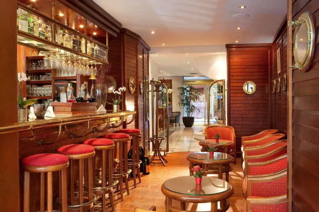 Hotel La Perle - photo 32
