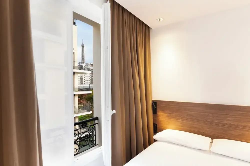 Les Suites Tour Eiffel - photo 4