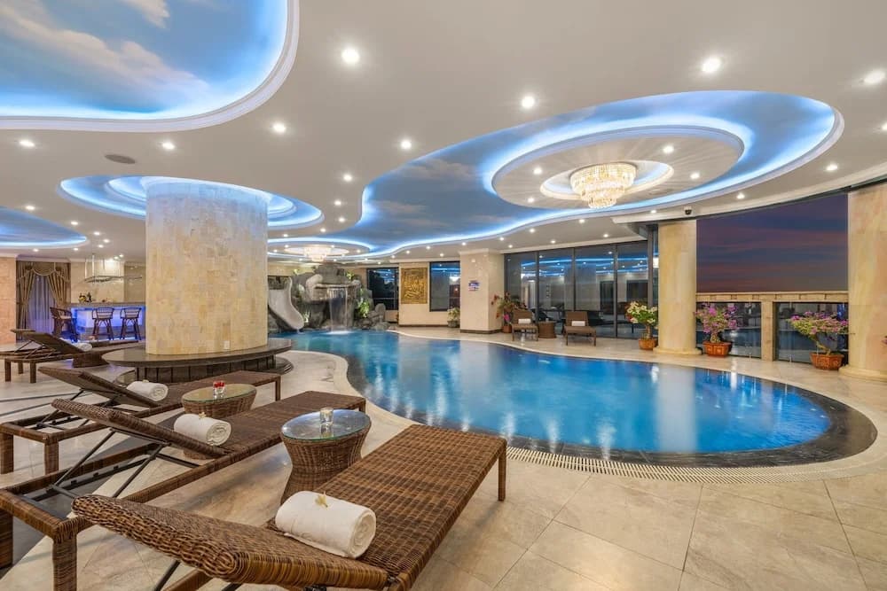 V-Hotel Da Nang Beach - photo 14