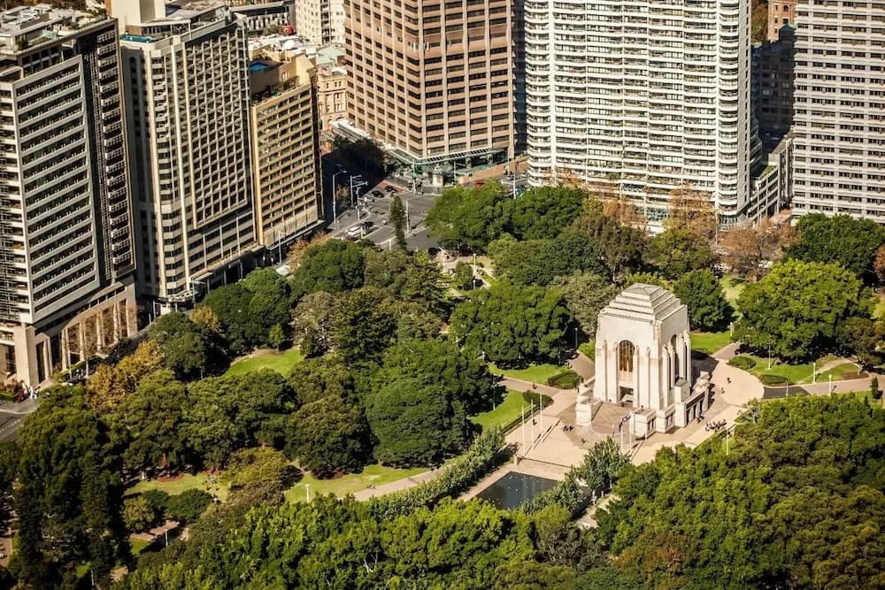 New York on Riley - photo 9
