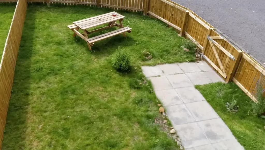 BroomHouse HomeStay - photo 10