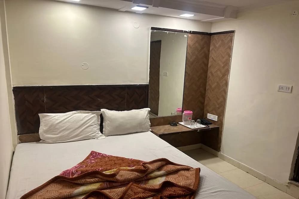 Shree Lodge Near New Delhi Railway Station, Paharganj - photo 16