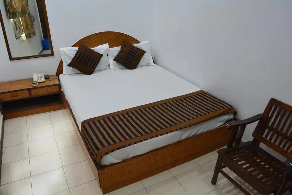 Hotel Surya Inn - photo 2