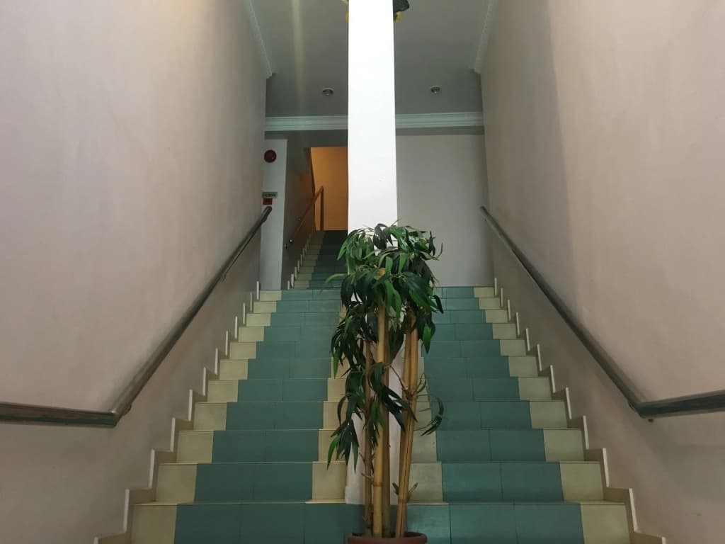 Hotel Famous Inn - photo 11