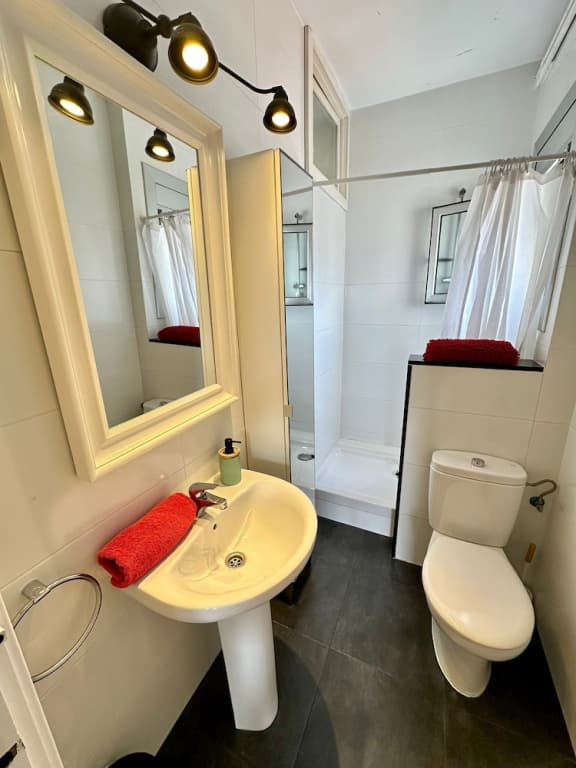 Rooms Rambla - photo 18