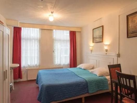 The Regal Hotel - photo 3