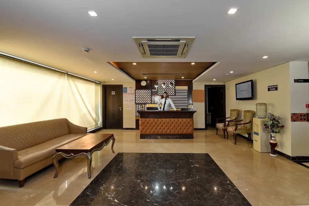 Imperial Apartments - photo 2