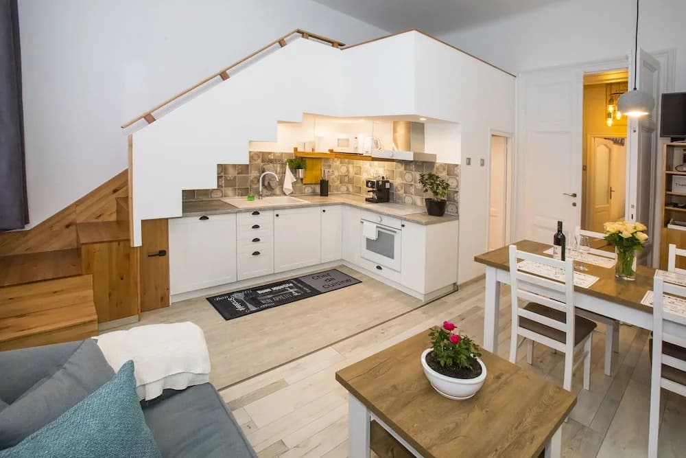 Wood and Light Apartment - photo 15