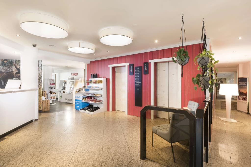 Scandic Berlin Kurfürstendamm - photo 2