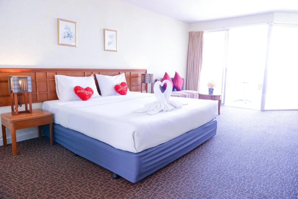 Sandy Spring Hotel - photo 7