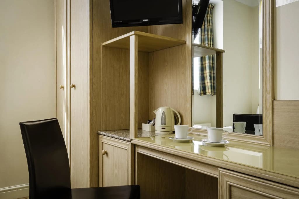 Hotel Henry VIII - photo 3